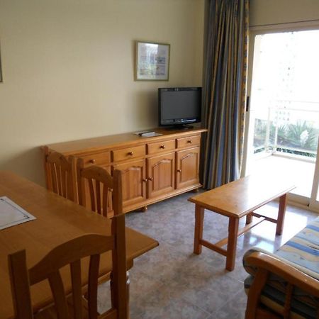 Apartamentos Palas Салоу Екстериор снимка