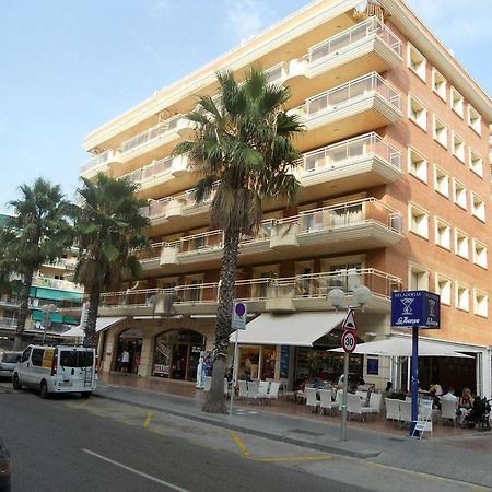 Apartamentos Palas Салоу Екстериор снимка