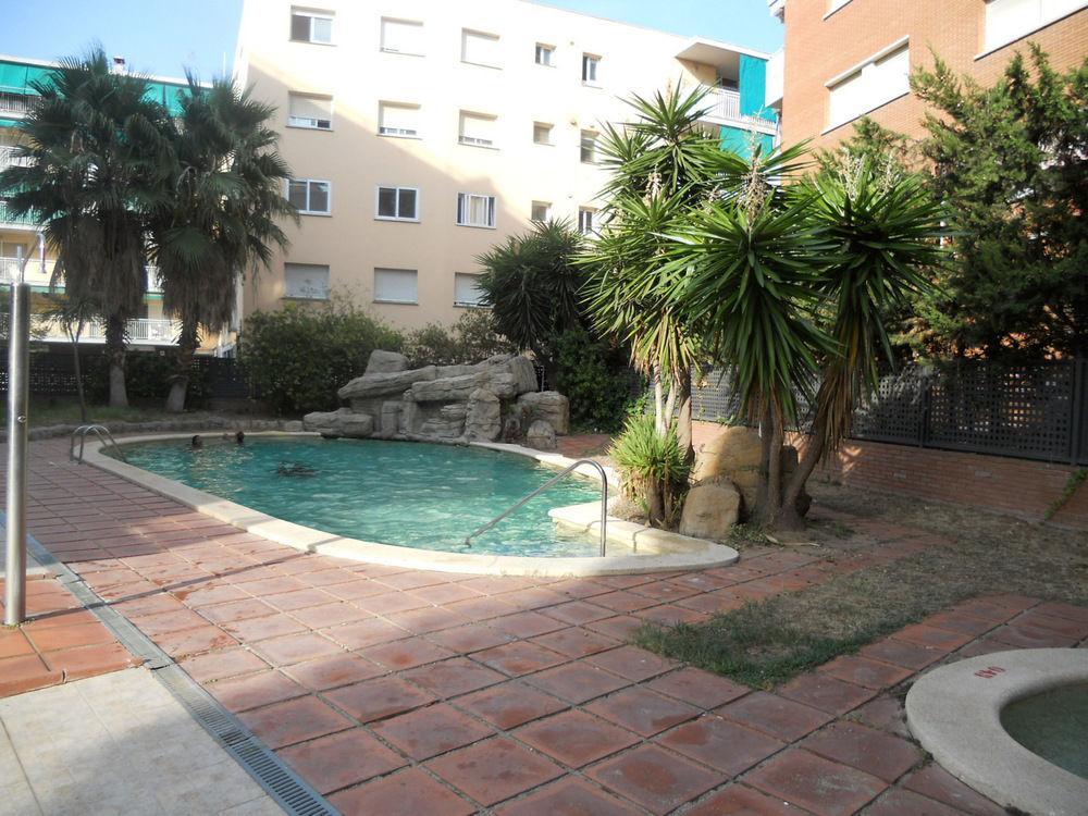 Apartamentos Palas Салоу Екстериор снимка