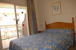 Apartamentos Palas Салоу Екстериор снимка
