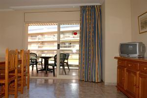 Apartamentos Palas Салоу Екстериор снимка